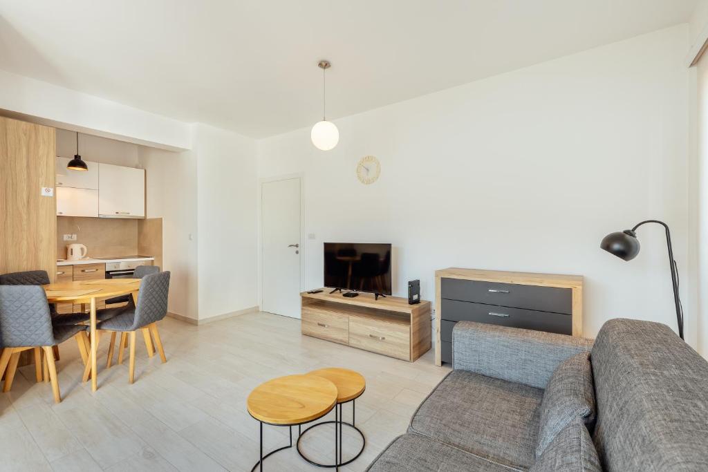 Doxa M Apartments - 11