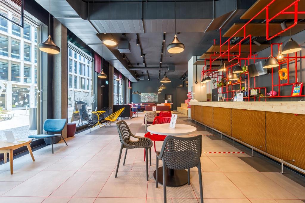 MEININGER Hotel Zürich Greencity - Resim 10