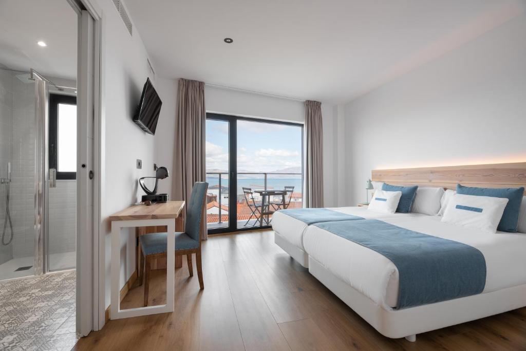 Hotel Costa da Morte - Superior Double Or Twin Room With Sea View