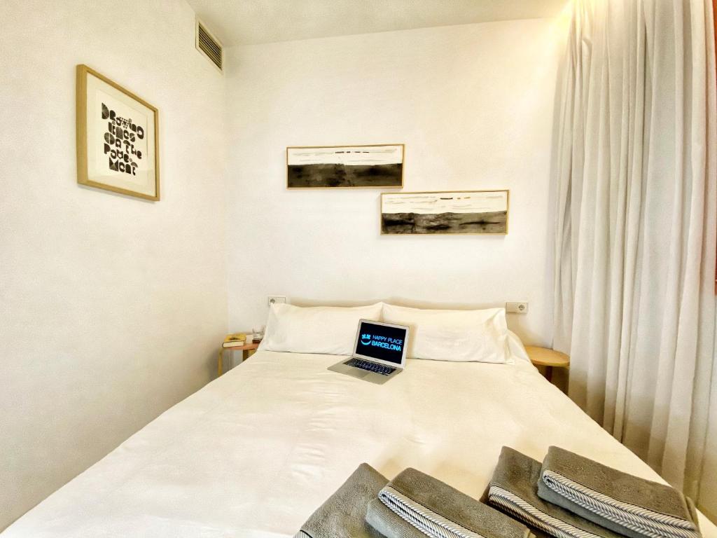 Posteľ alebo postele v izbe v ubytovaní Tyche apartment