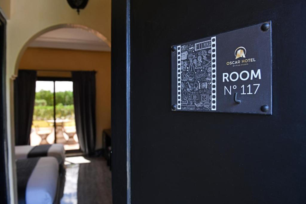 Certifikát, hodnocení, plakát nebo jiný dokument vystavený v ubytování Oscar Hotel by Atlas Studios