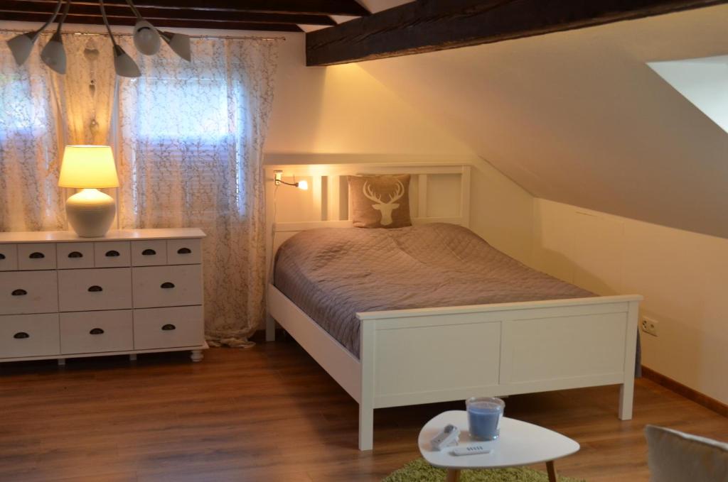 Postel nebo postele na pokoji v ubytování Grimming View