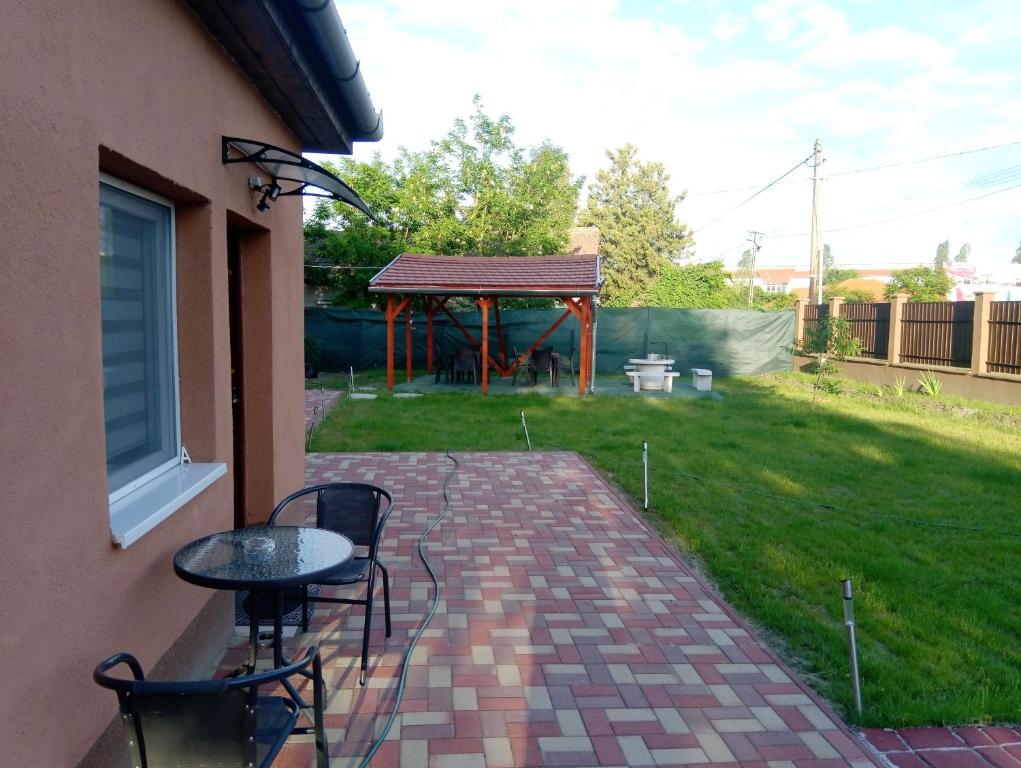 Zahrada ubytování Angyal apartman