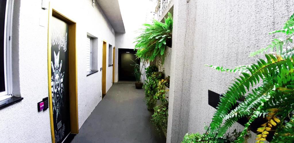  VivApp Rock CGH Suites