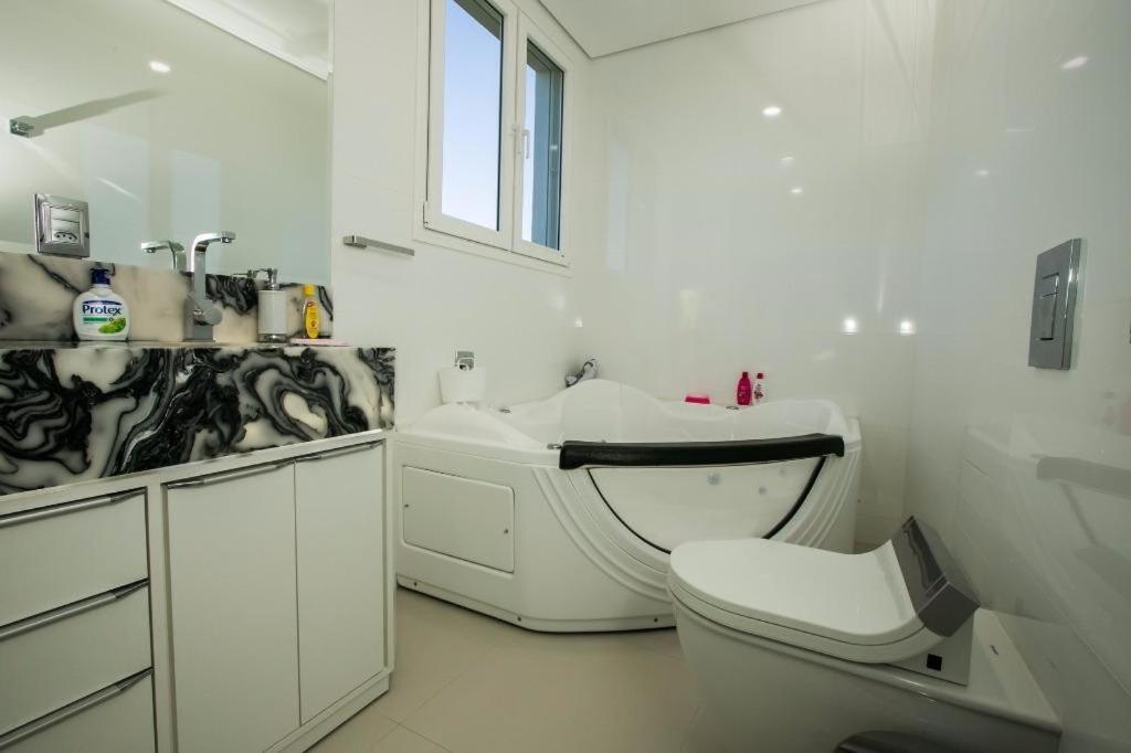  Casa nova luxuosa em Canasvieiras