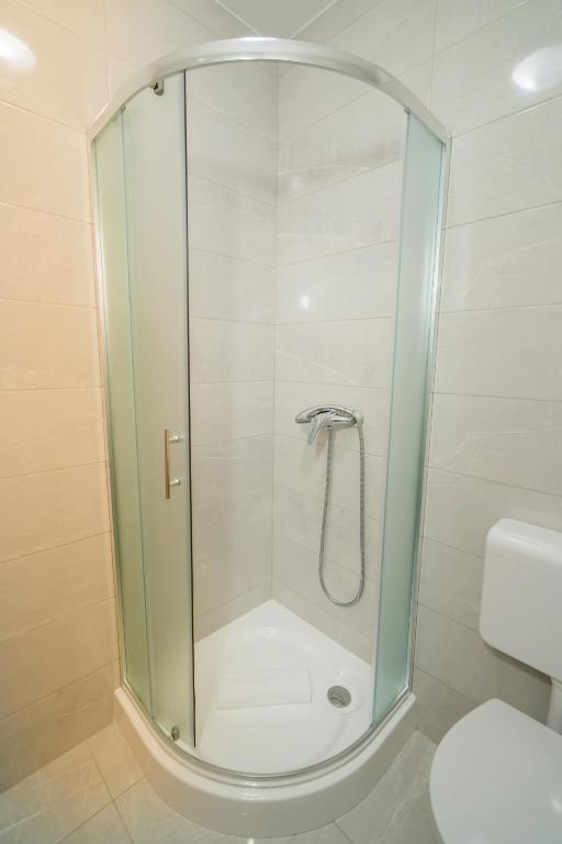 Kúpeľňa v ubytovaní MyFlat Golden Coast Panorama Apartment