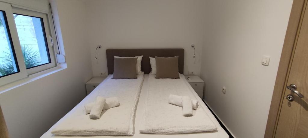 Zoran Apartments - 10