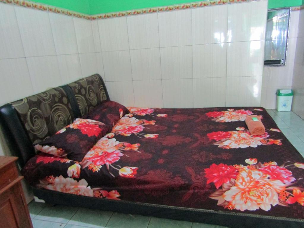 Losmen Kinasih Puncak & Gazebo Pandang - Chambre Double Supérieure