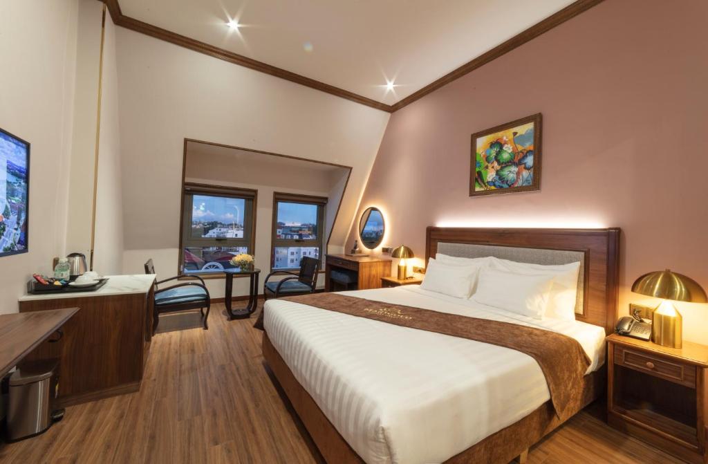 Phòng Deluxe Giường Đôi