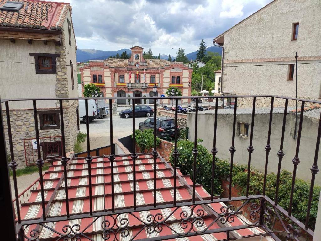 The building in which the holiday home is located