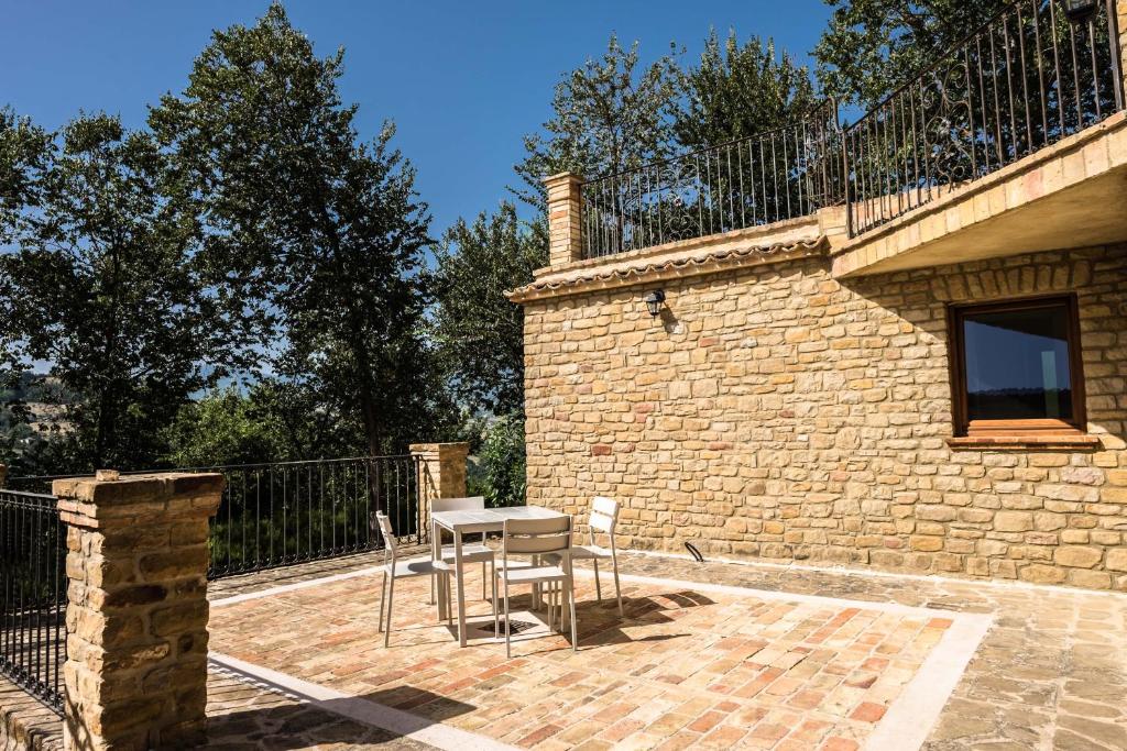 Balkon lub taras w obiekcie agriturismo borgo del ginepro