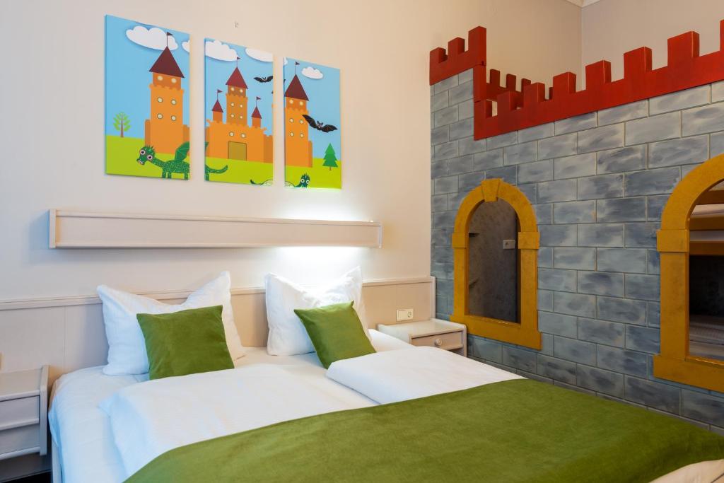 W22 Hotel am Kurfürstendamm - Resim 25