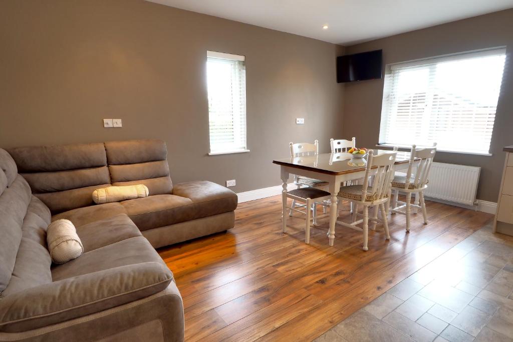 Posezení v ubytování Hillcrest Luxury Apartment