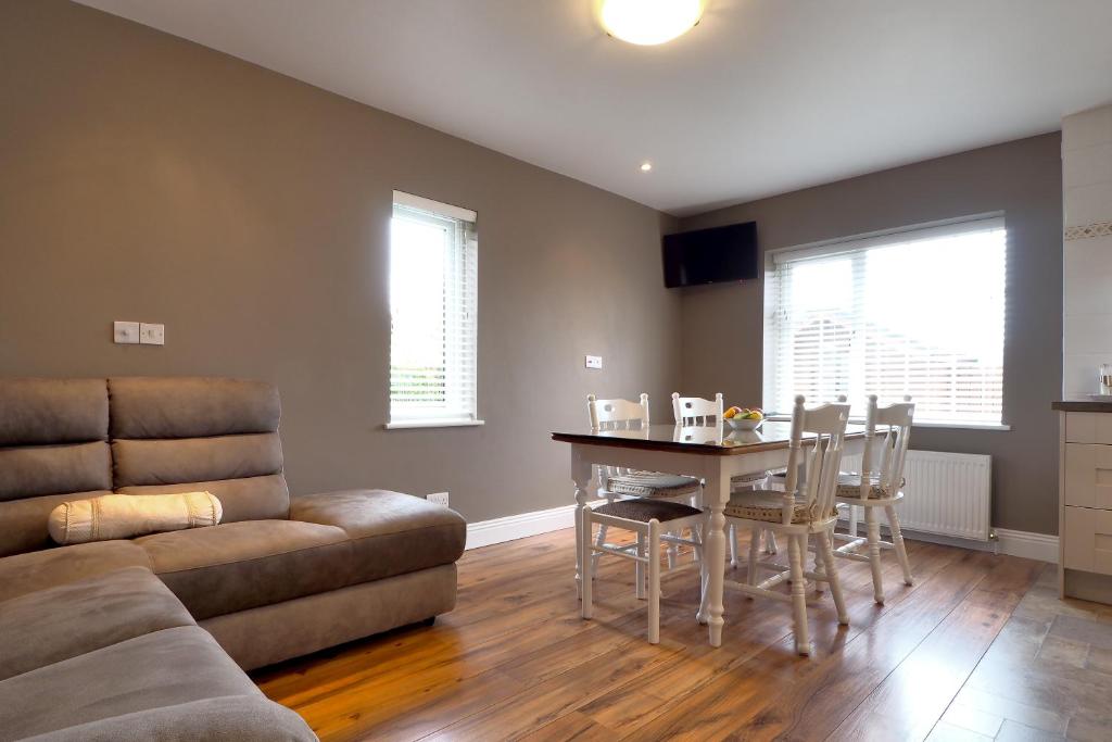 Posezení v ubytování Hillcrest Luxury Apartment