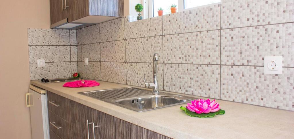 No Name Apartments - 13