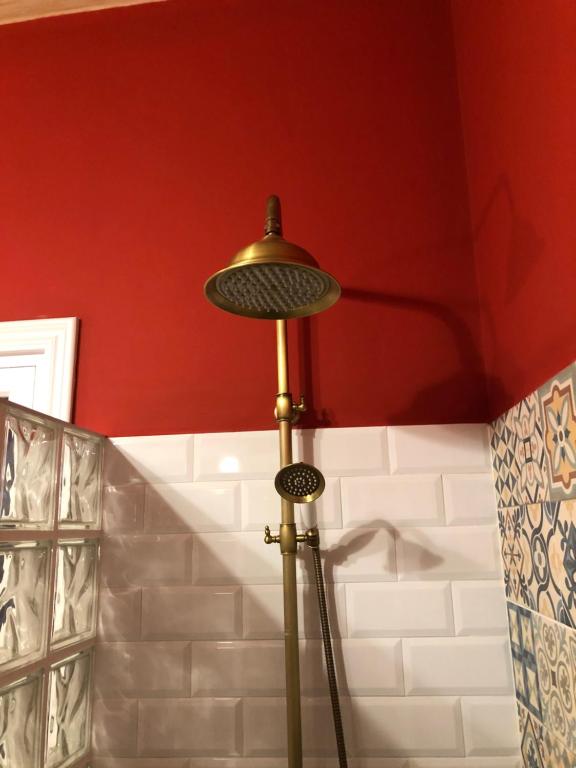 Łazienka w obiekcie Lujosa suite privada en casa del S XIX
