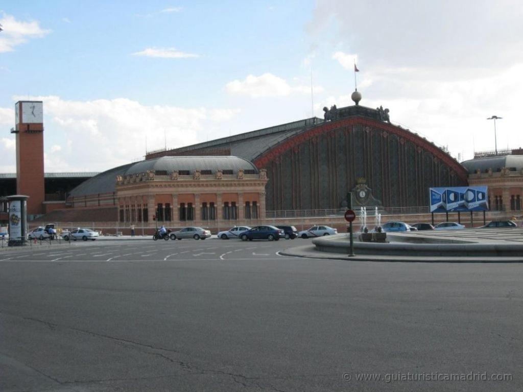 Lope Grass 4 P1-2, Madrid – Updated 2022 Prices