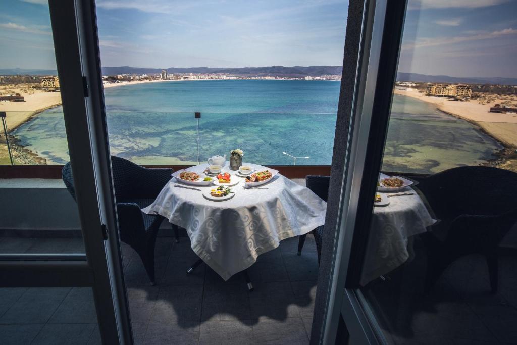 Paradiso Dreams Hotel