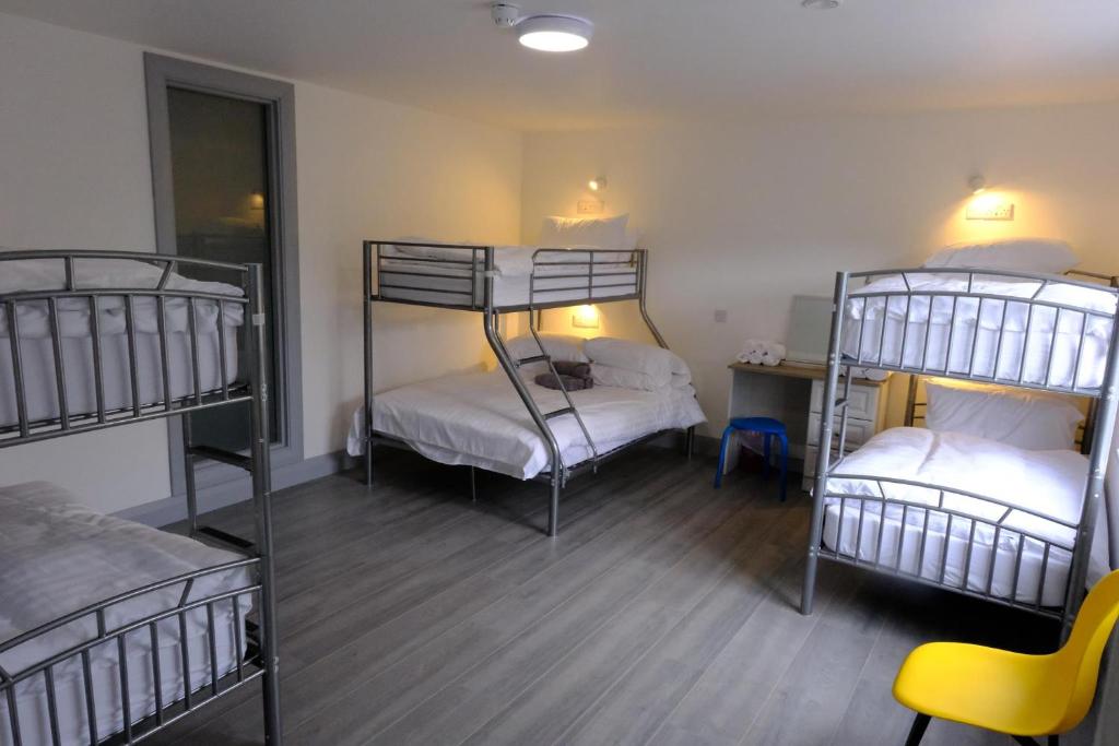Whiddy School House Accommodation - Habitación Familiar