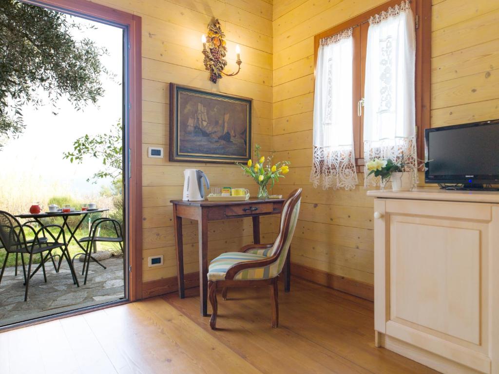 Agriturismo Natta Di Monte Tabor - Deluxe Double Room With Sea View And Garden