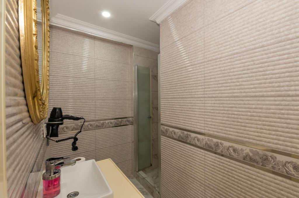 Koupelna v ubytování Taksim Peri Suite