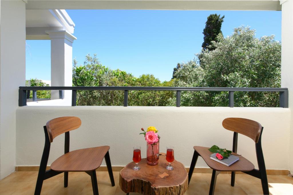 Balkón nebo terasa v ubytování Corfu SunGate Hotel