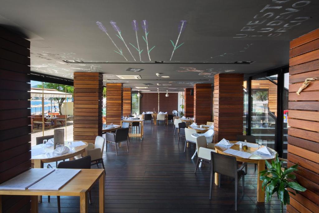 Εστιατόριο ή άλλο μέρος για φαγητό στο Hotel Aleksandar Rafailovići