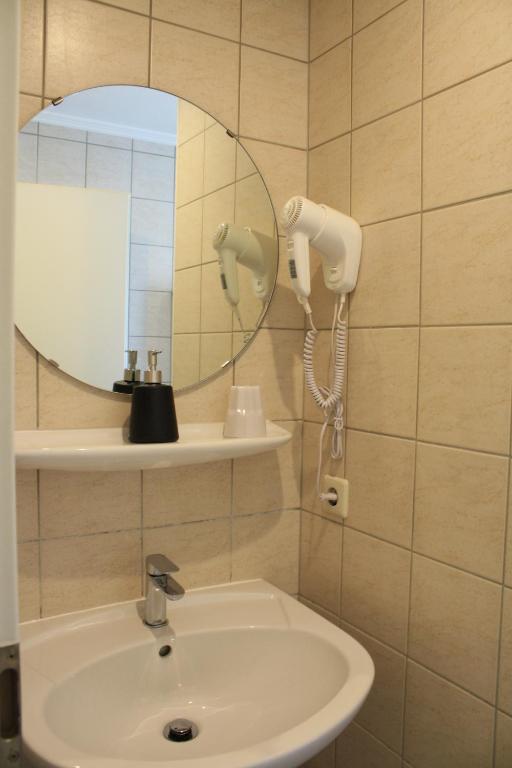 BIVIUS Hotel Restaurant Luxembourg - Resim 39