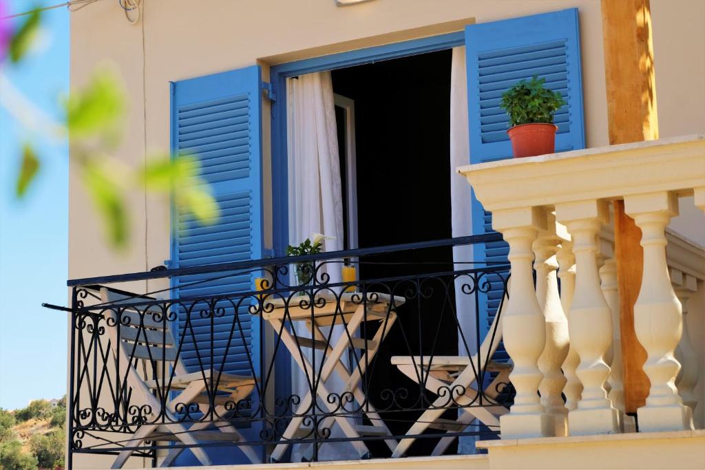 Balkón nebo terasa v ubytování REMVI Apartments Assos