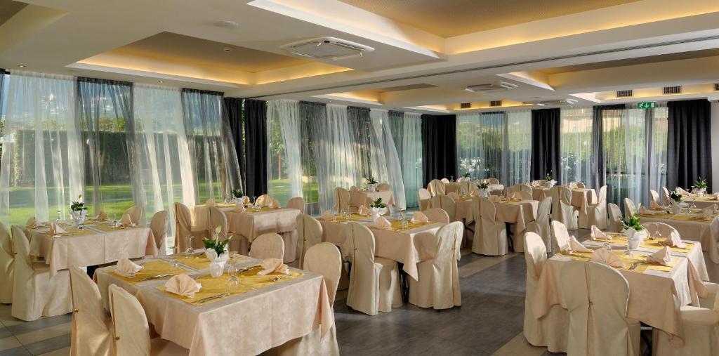 Restaurace v ubytování Hotel Campagnola