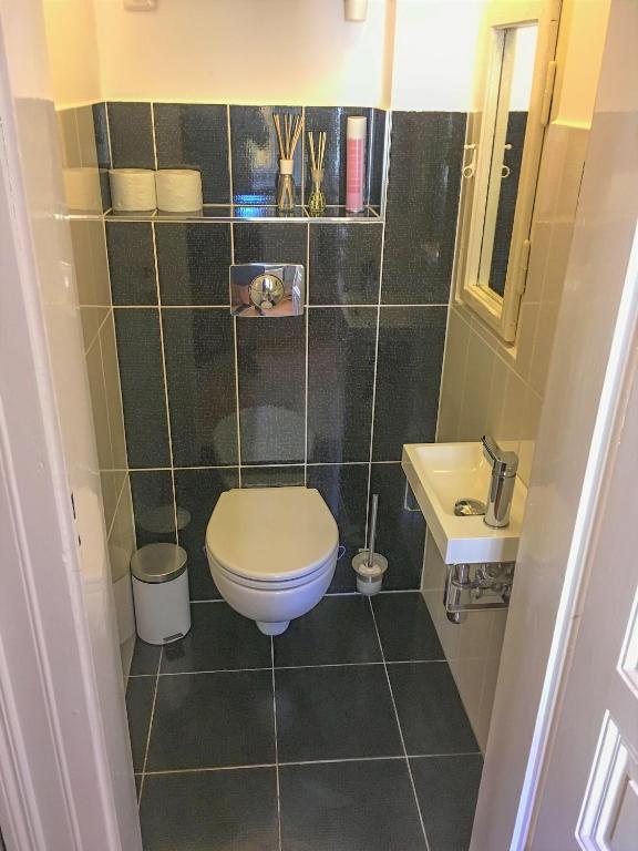 Black Eagle Apartments - 18