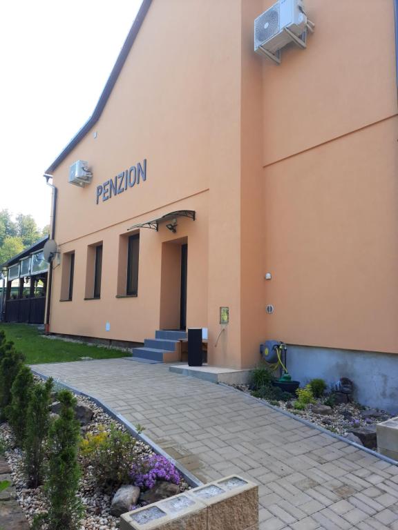 Budova, kde se penzion nachází