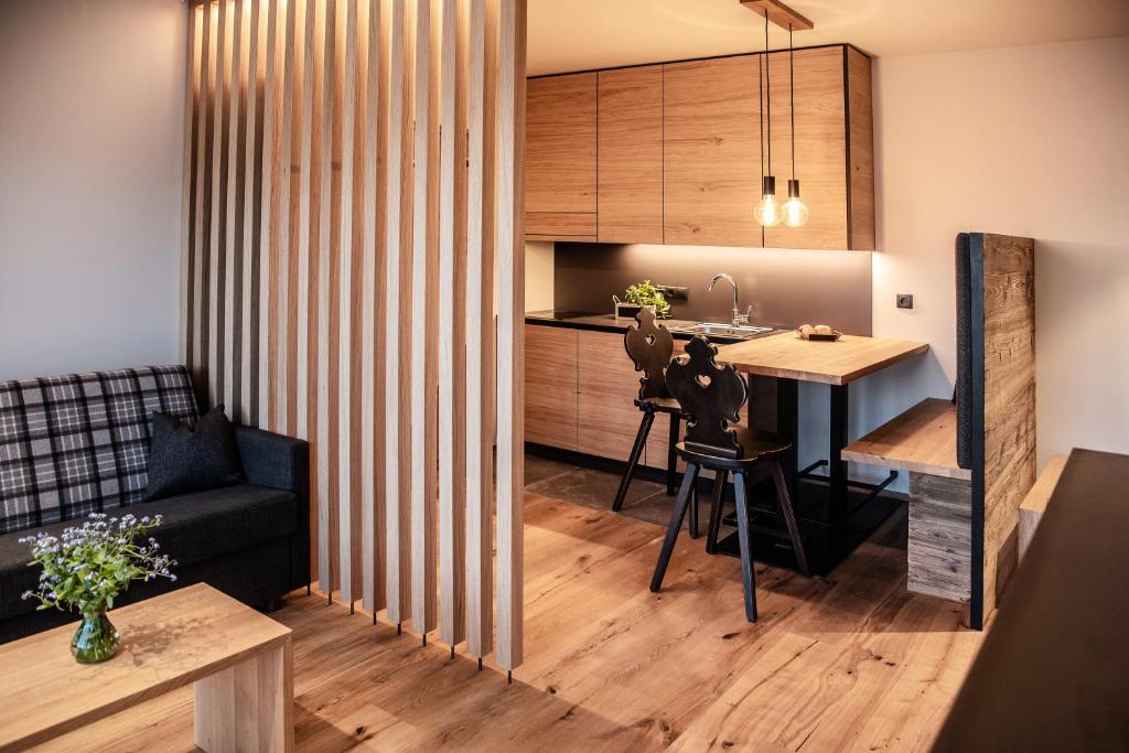 Kuchyň nebo kuchyňský kout v ubytování Appartement- und Wellnesshotel Winkler