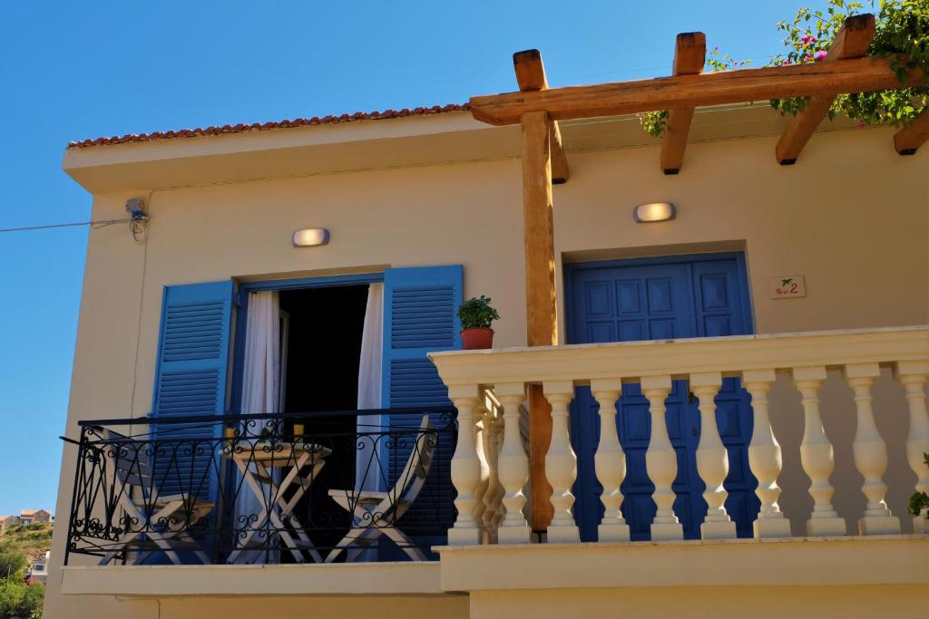 Balkón nebo terasa v ubytování REMVI Apartments Assos