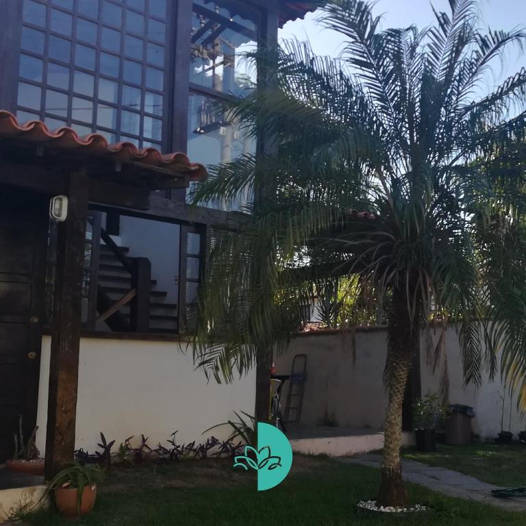  Casa 50 metros da praia de Manguinhos