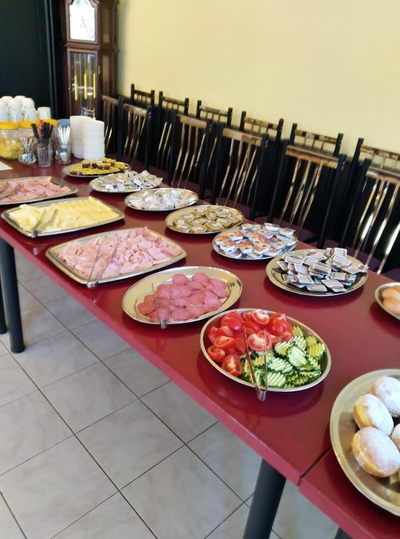 Hotel U Jezírka - Resim 24