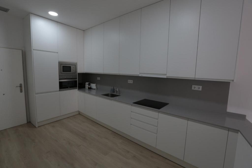 A kitchen or kitchenette at Las Infantas Zona Centro
