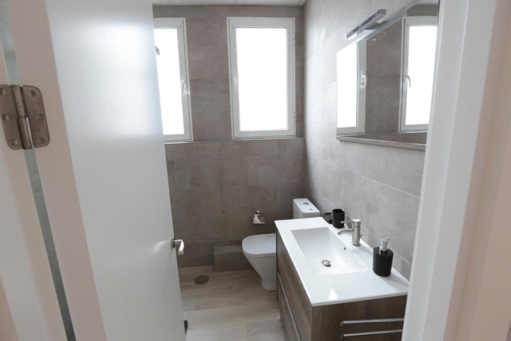 A bathroom at Las Infantas Zona Centro