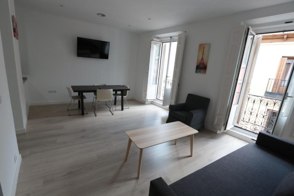 Las Infantas Zona Centro, Madrid – Updated 2022 Prices
