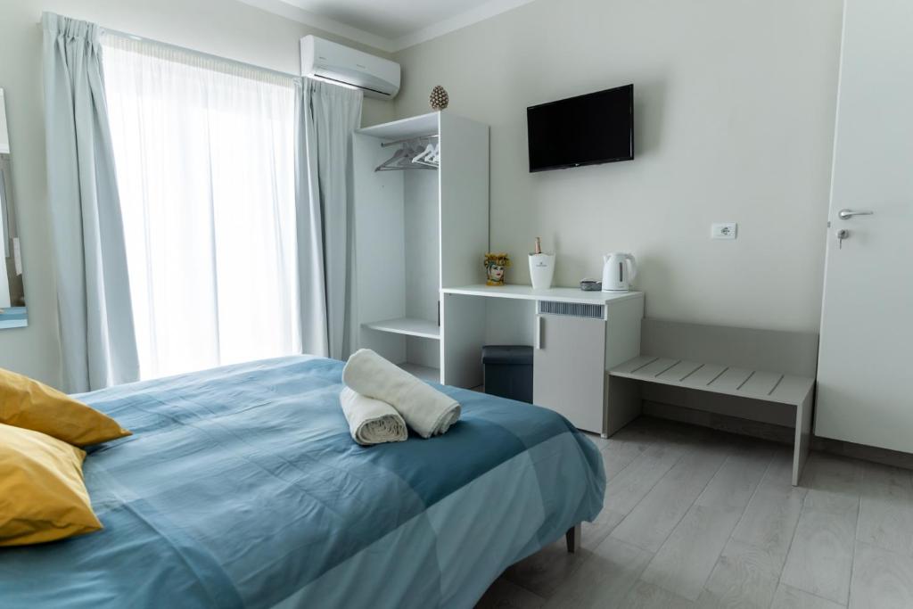 Teddu B&B - Deluxe Double Room With Sea View