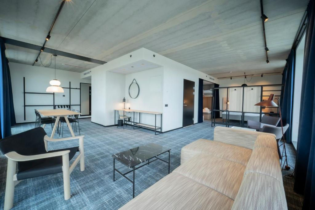 Postel nebo postele na pokoji v ubytování Comfort Hotel Solna Arenastaden
