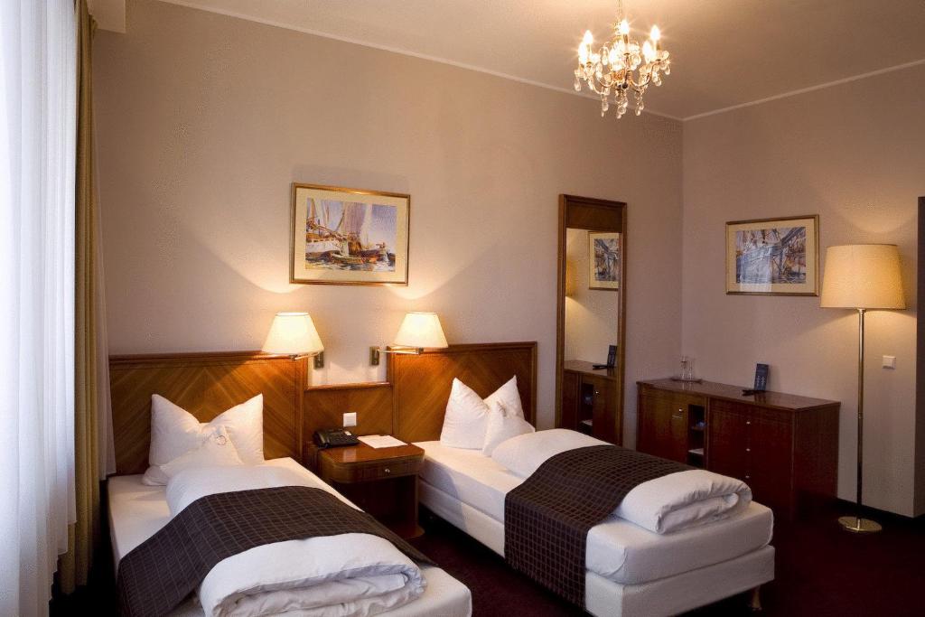 ROSS Hotel nähe Messe Stuttgart - Resim 23