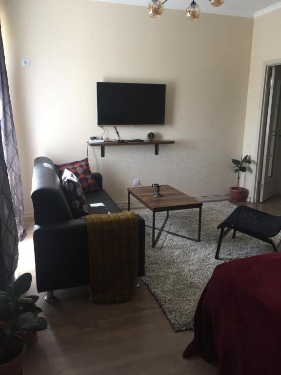 Apart Plus 8 - Housity