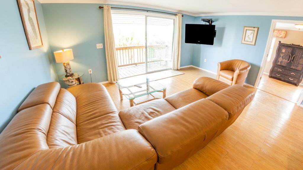 Suntan Terrace - Superior King Room