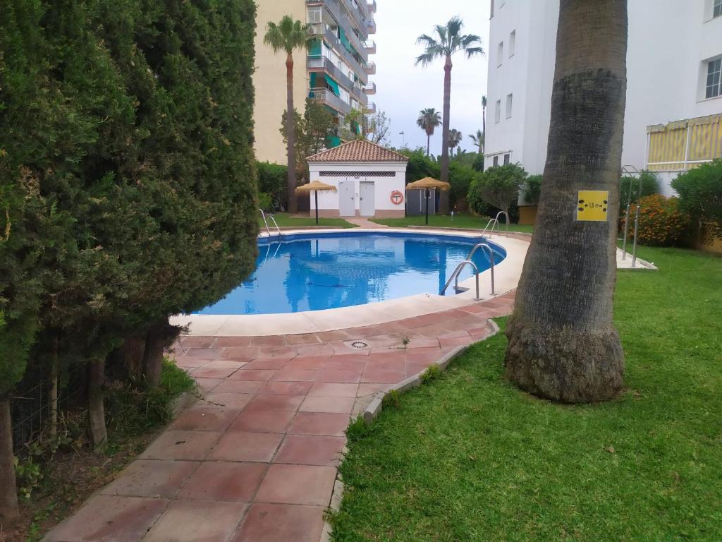 Bazén v ubytovaní BENALMAR PLAYA alebo v jeho blízkosti