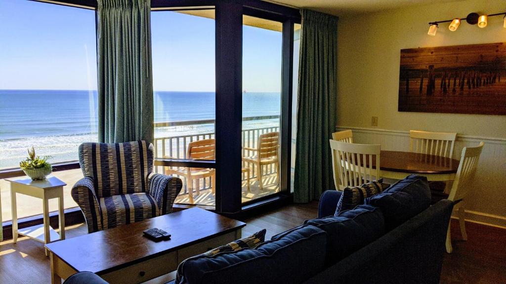 Shell Island Resort - All Oceanfront Suites - 总理国王室