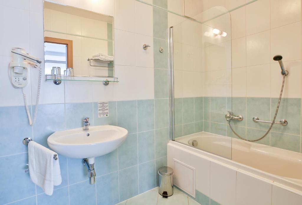 LH Parkhotel Hluboka Nad Vltavou Congress & Wellness - 11