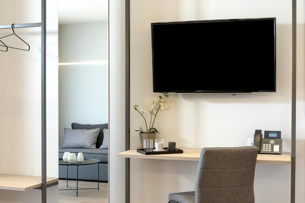 Local Urban Living - 5