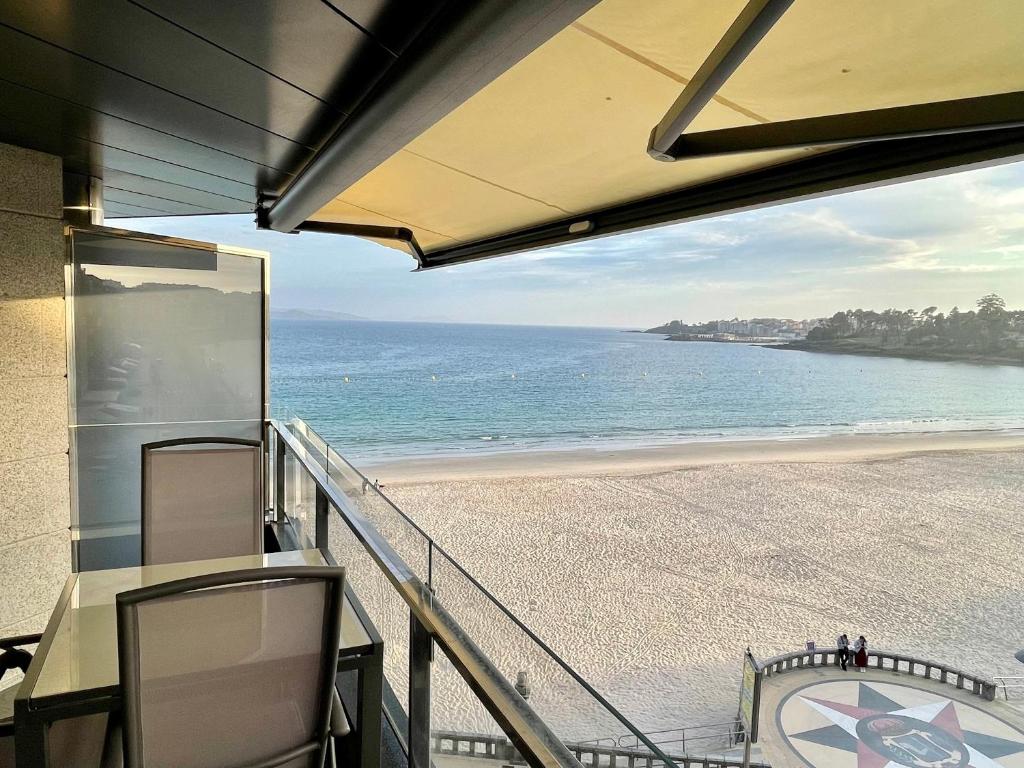 A general sea view or a sea view taken from Az apartmant