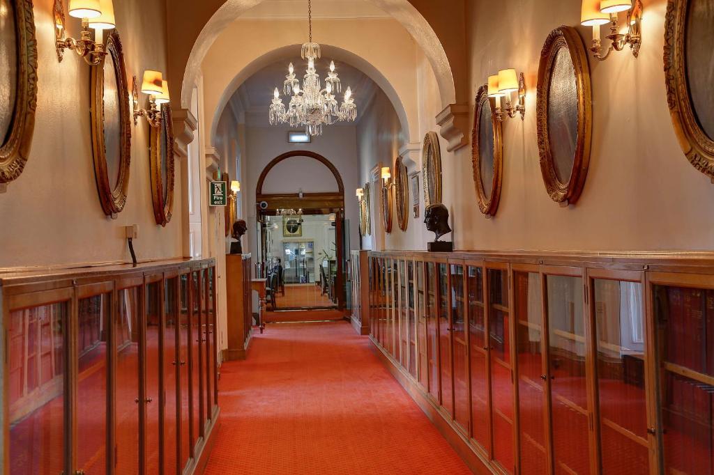 Ten Hill Place - Resim 8